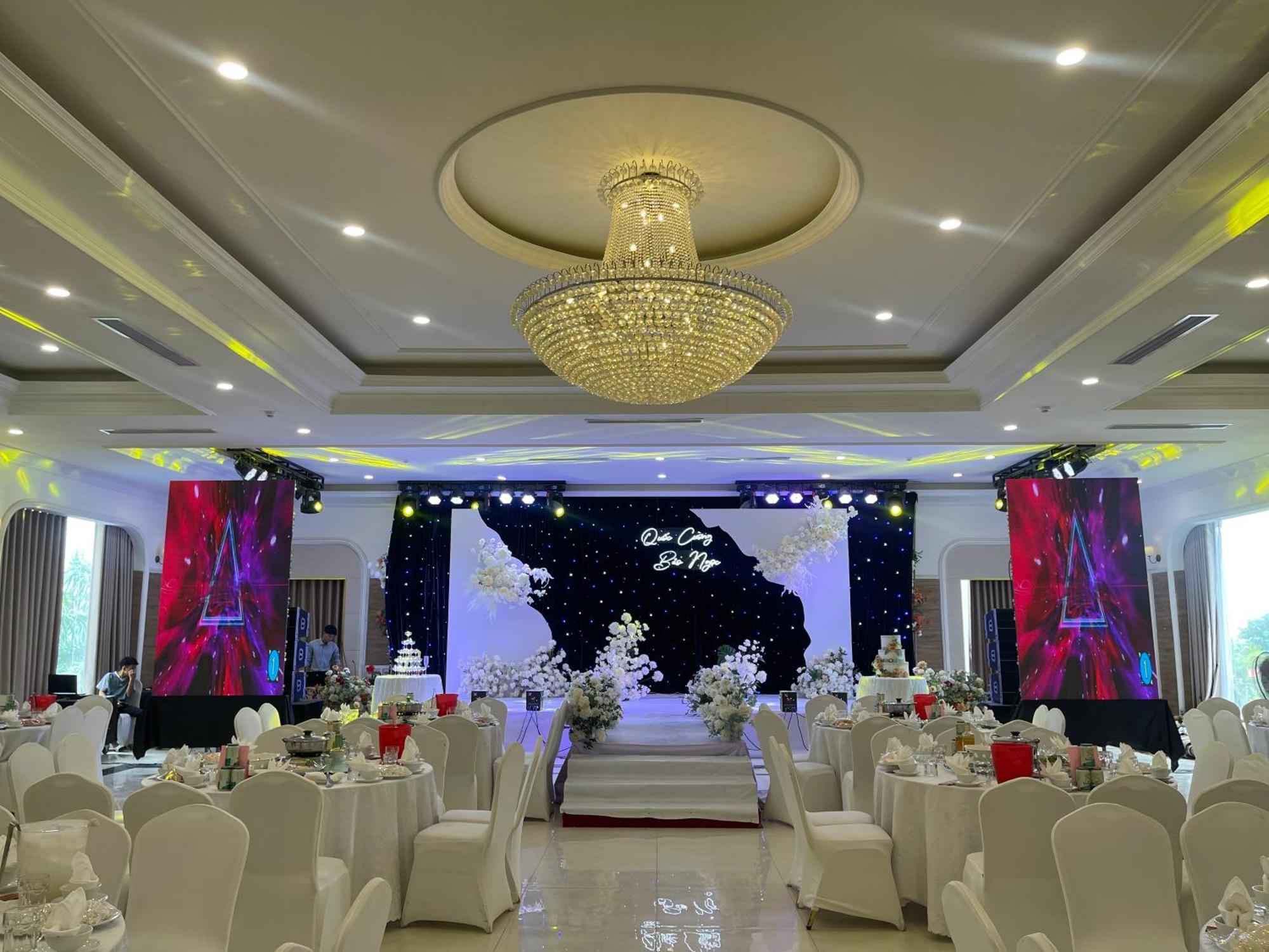 Ngan Ha Hotel Dai Tiet Kültér fotó