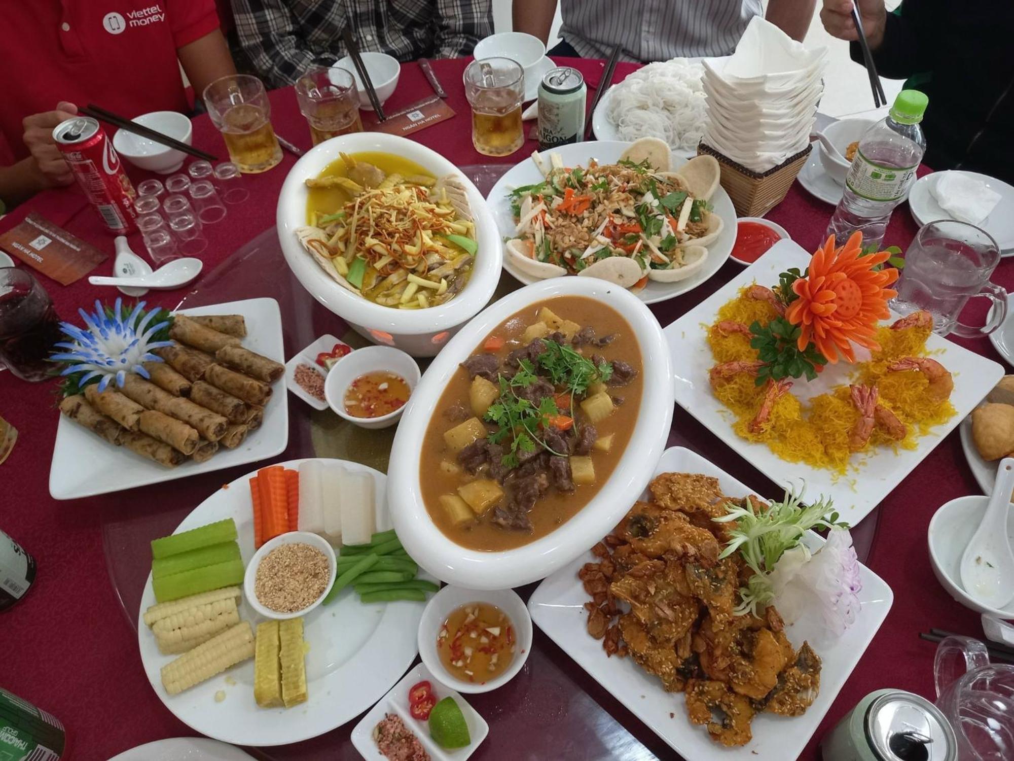 Ngan Ha Hotel Dai Tiet Kültér fotó